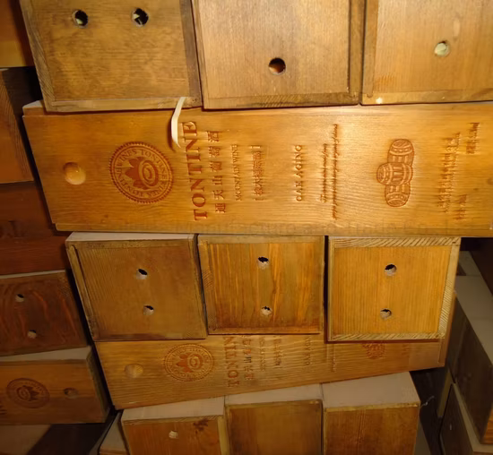 Großhandel maßgeschneiderte Wein-Holz-Geschenkbox aus Kiefern-Paulownia-Holz aus China