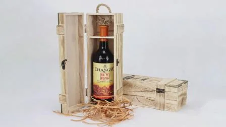 Einzelne Wein-Holzkiste mit restaurierendem antikem Design